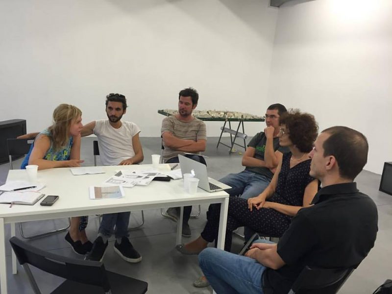 salonul-de-proiecte-fb